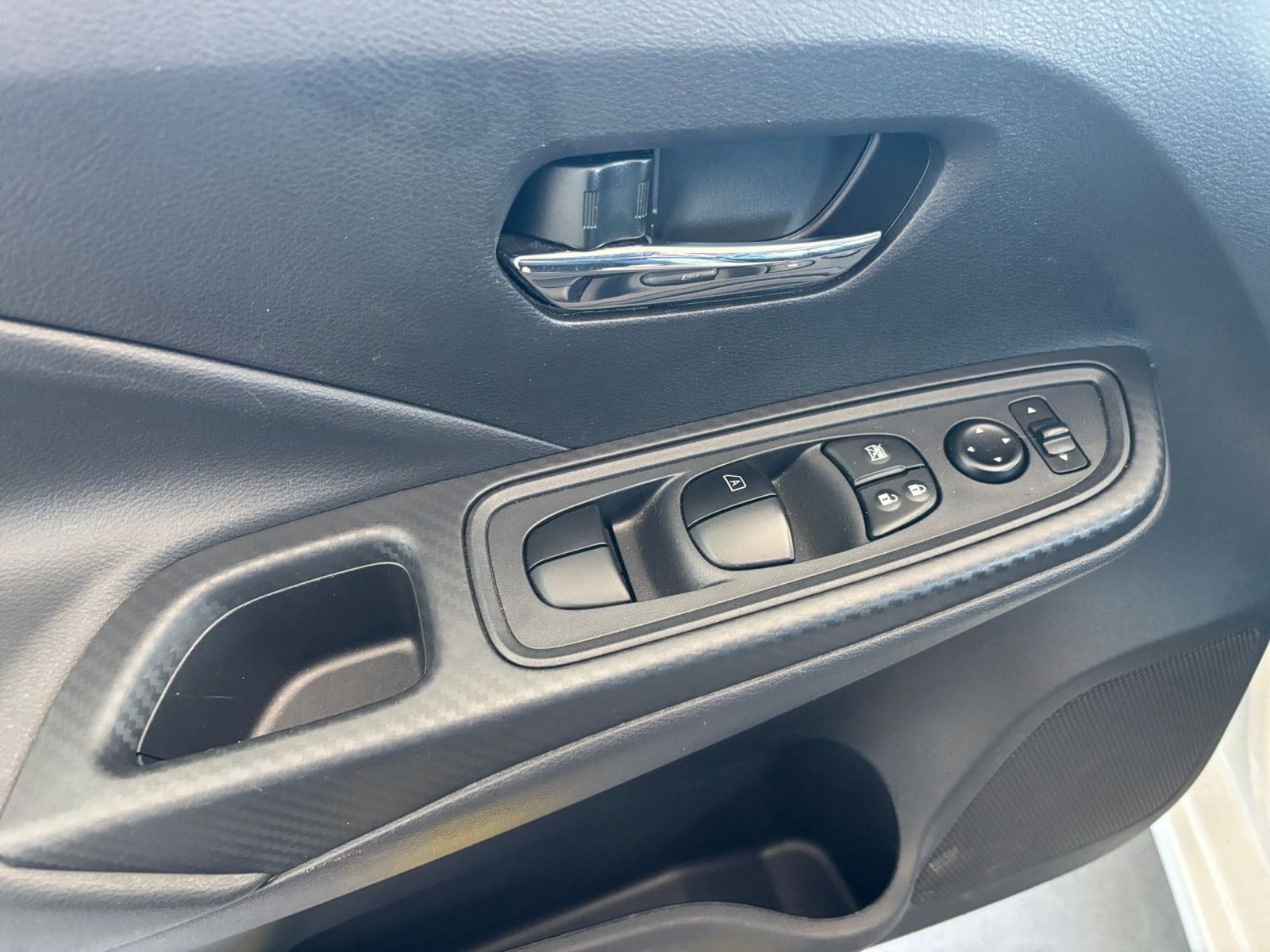 Thumbnail: 2025 Nissan Versa - 18