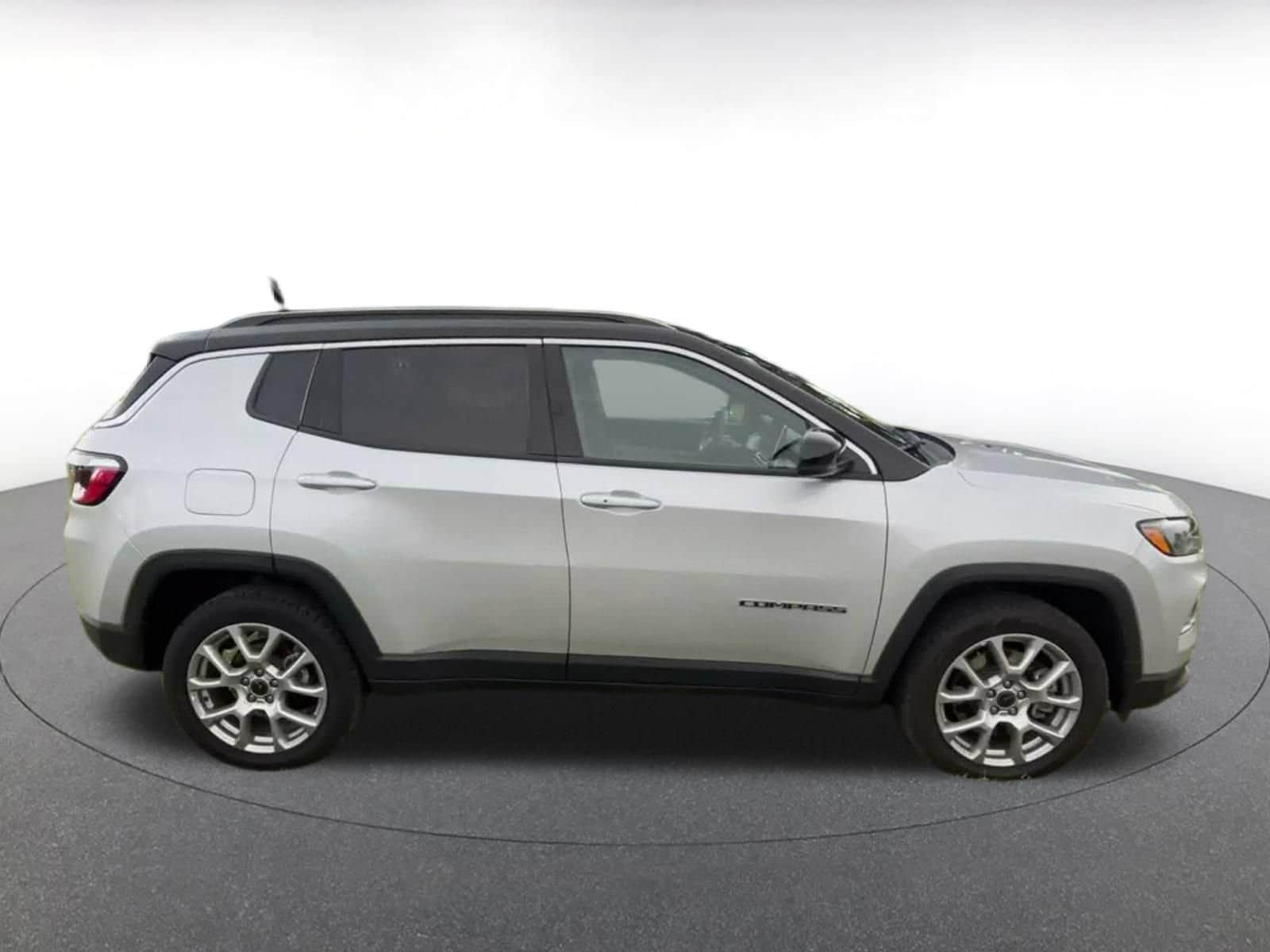 Thumbnail: 2025 Jeep Compass - 13