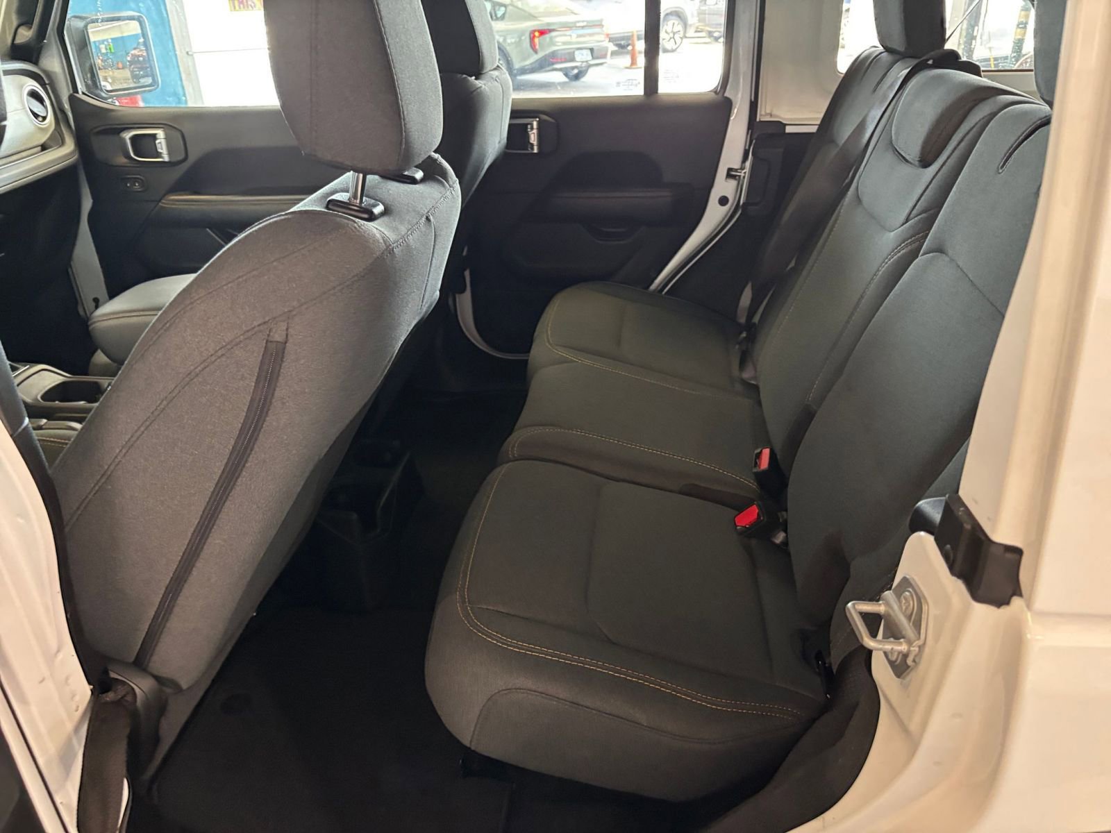 Thumbnail: 2025 Jeep Wrangler - 25