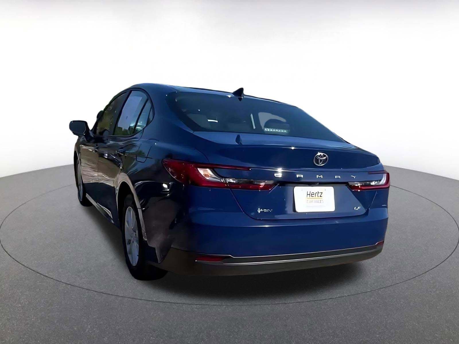 Thumbnail: 2025 Toyota Camry - 11