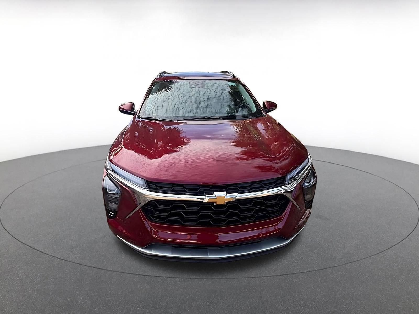 Thumbnail: 2025 Chevrolet Trax - 4