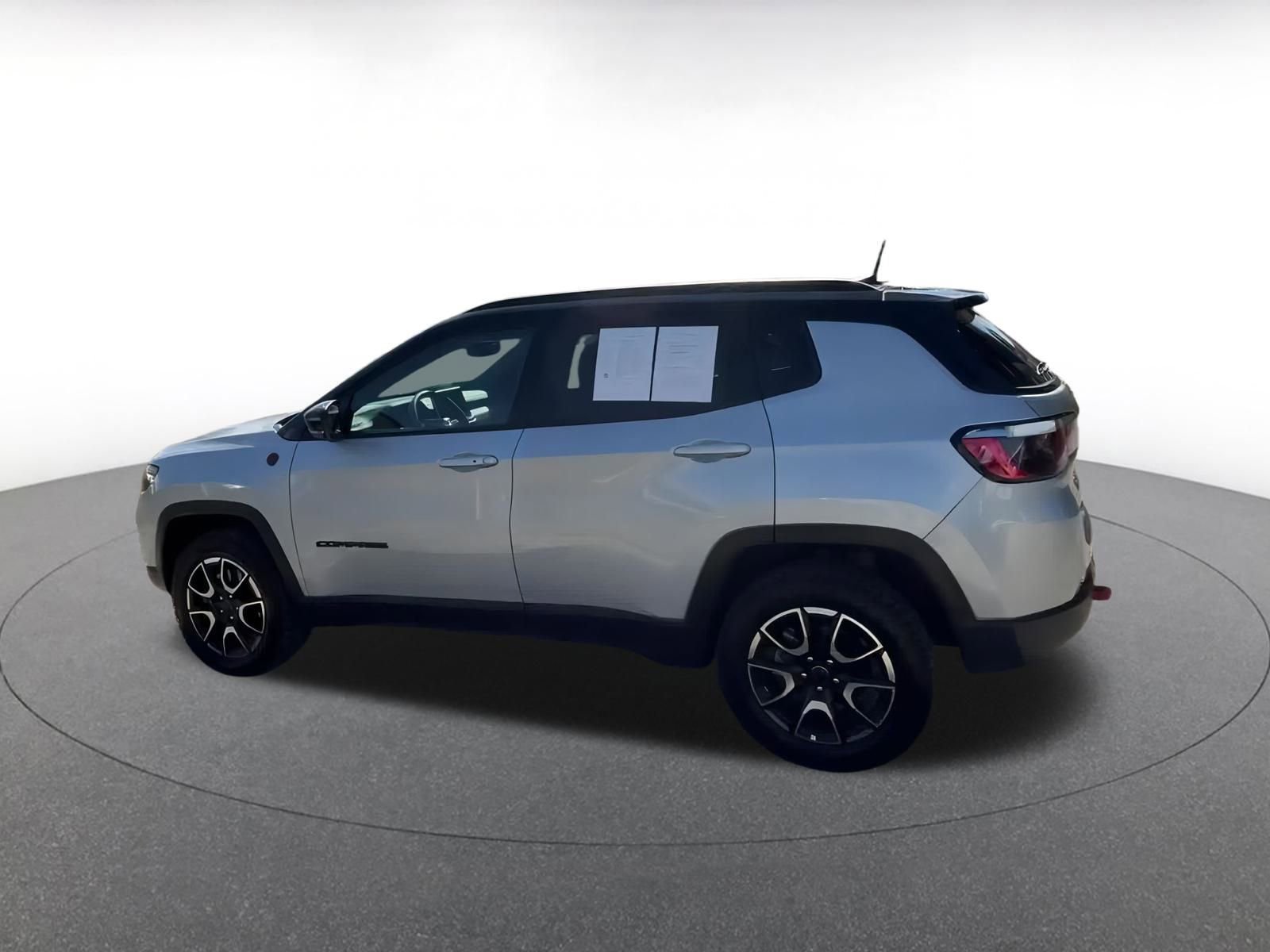 Thumbnail: 2025 Jeep Compass - 10