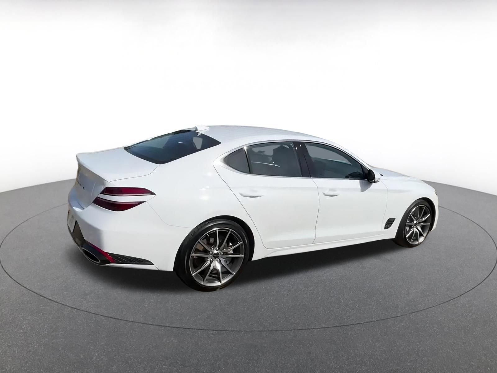 Thumbnail: 2025 Genesis G70 - 15