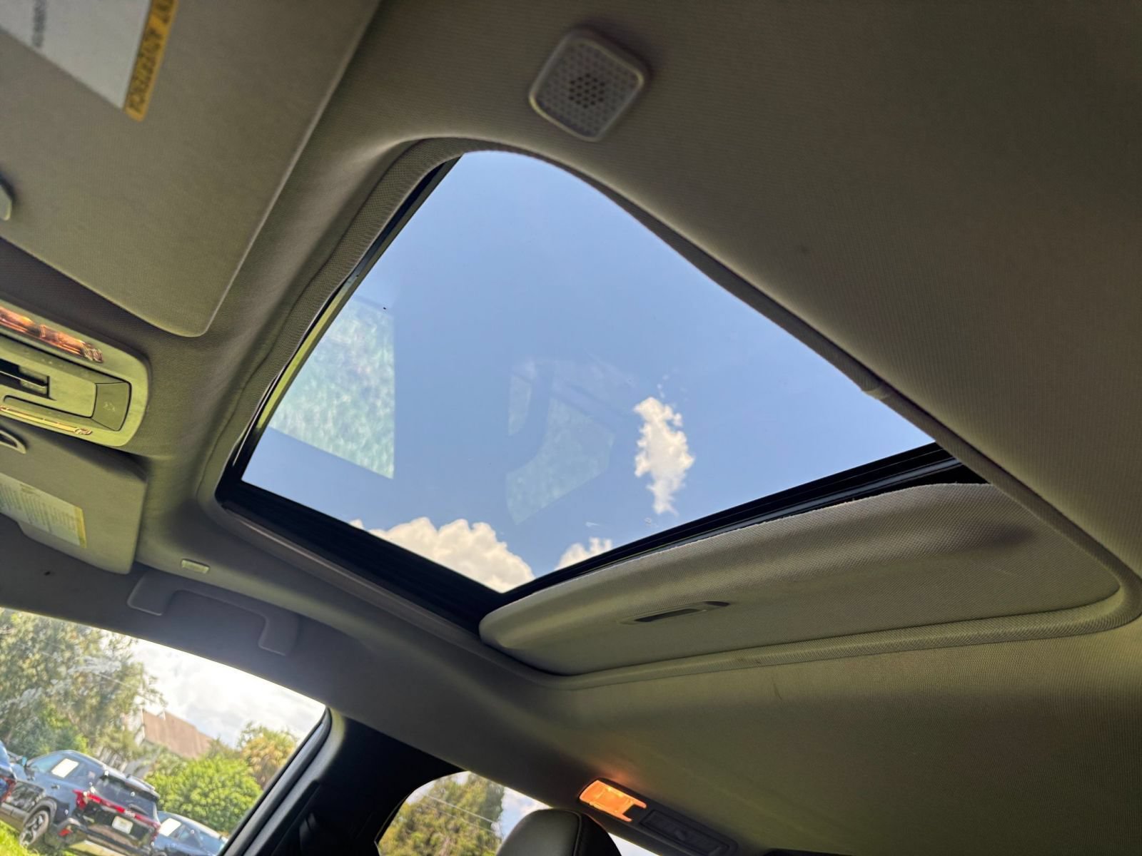 Thumbnail: 2025 Toyota Sienna - 31