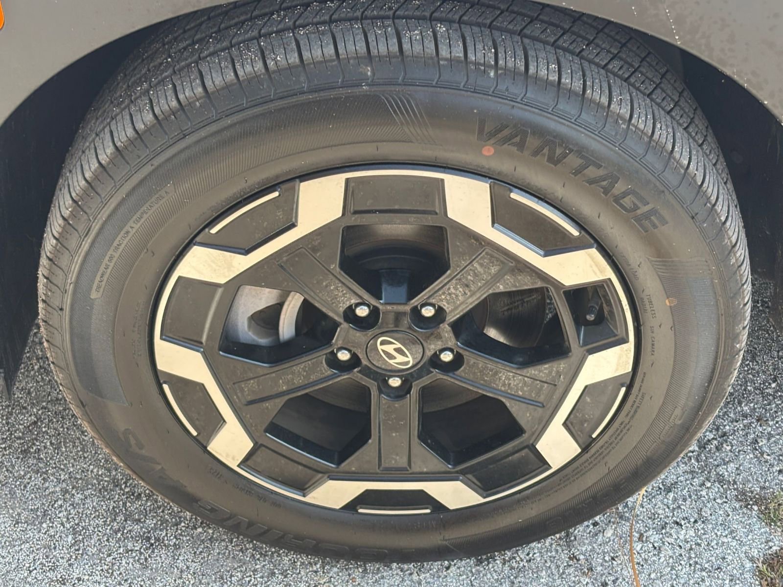 Thumbnail: 2025 Hyundai Santa Fe - 32