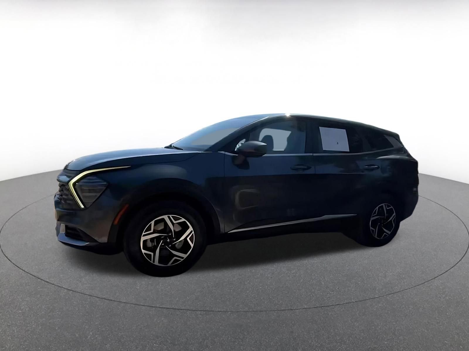 Thumbnail: 2024 Kia Sportage - 8