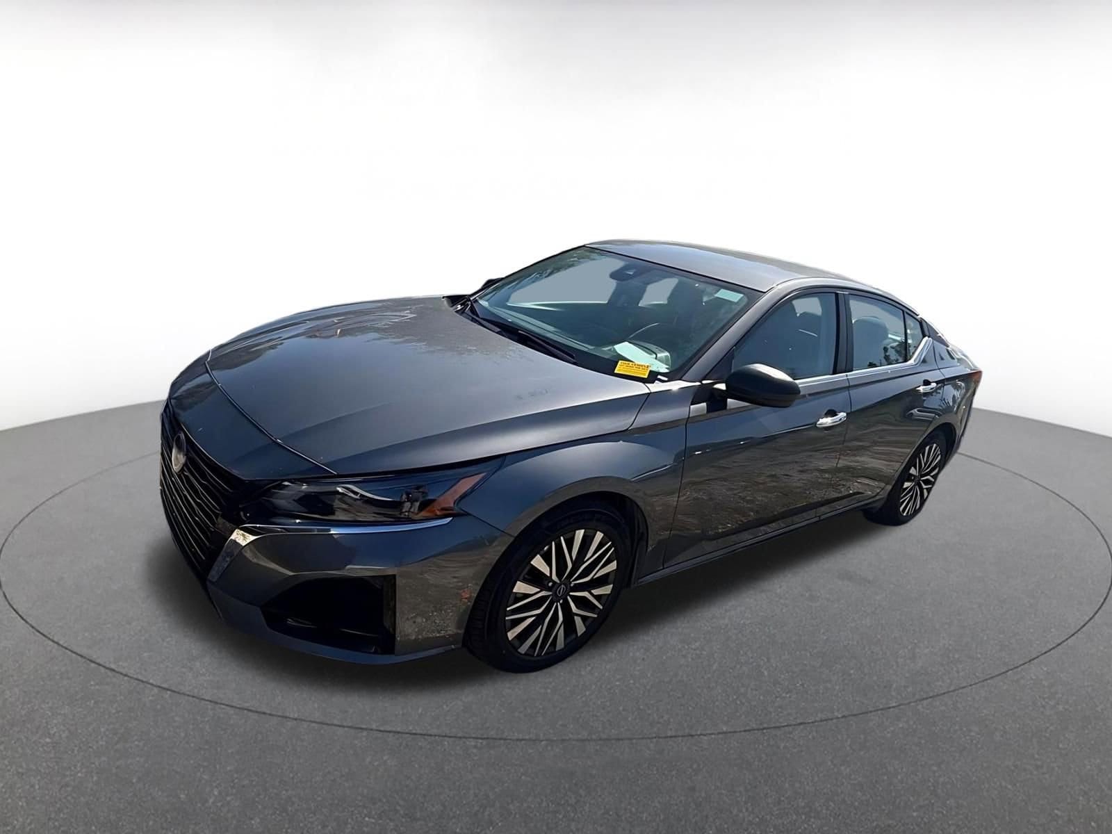 Thumbnail: 2025 Nissan Altima - 3