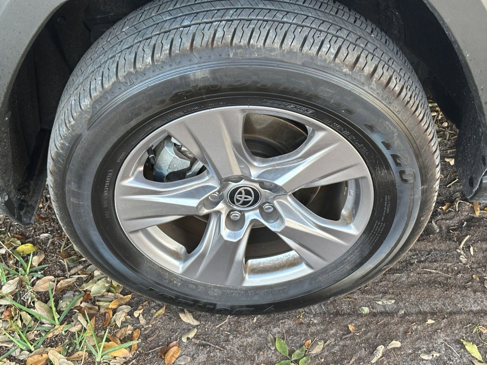 Thumbnail: 2025 Toyota RAV4 - 33