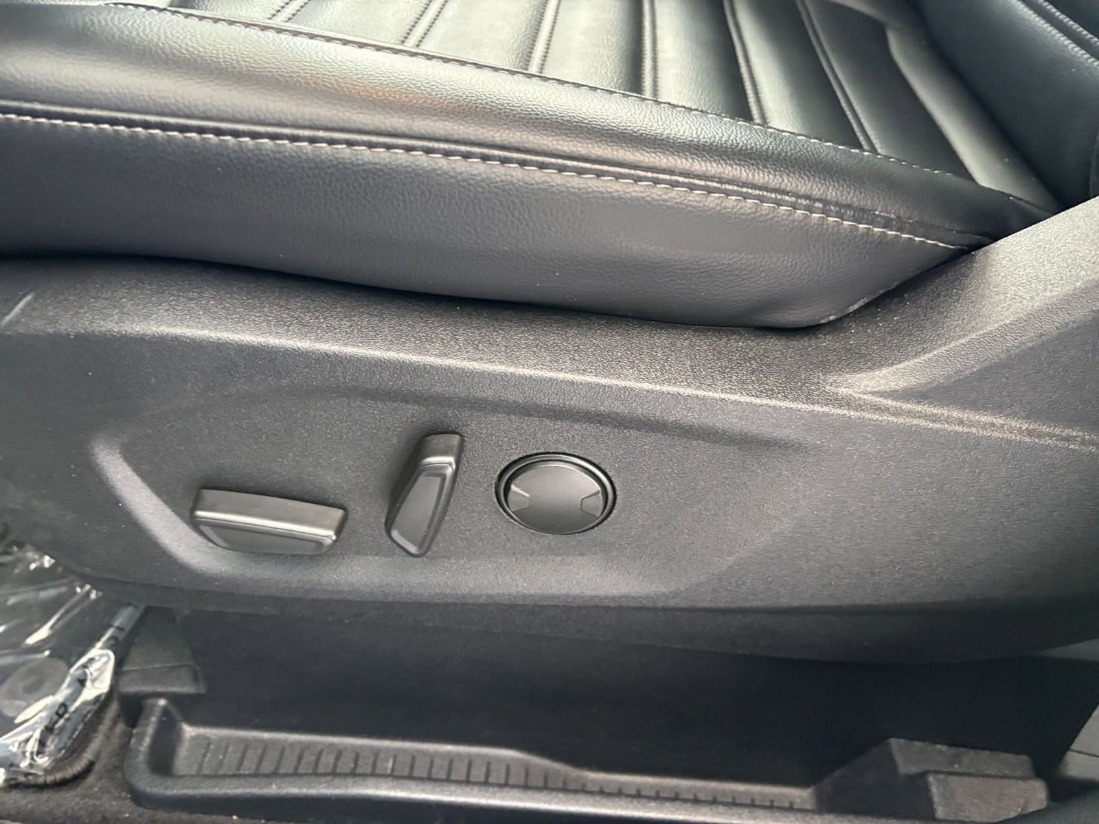 Thumbnail: 2024 Ford Edge - 23