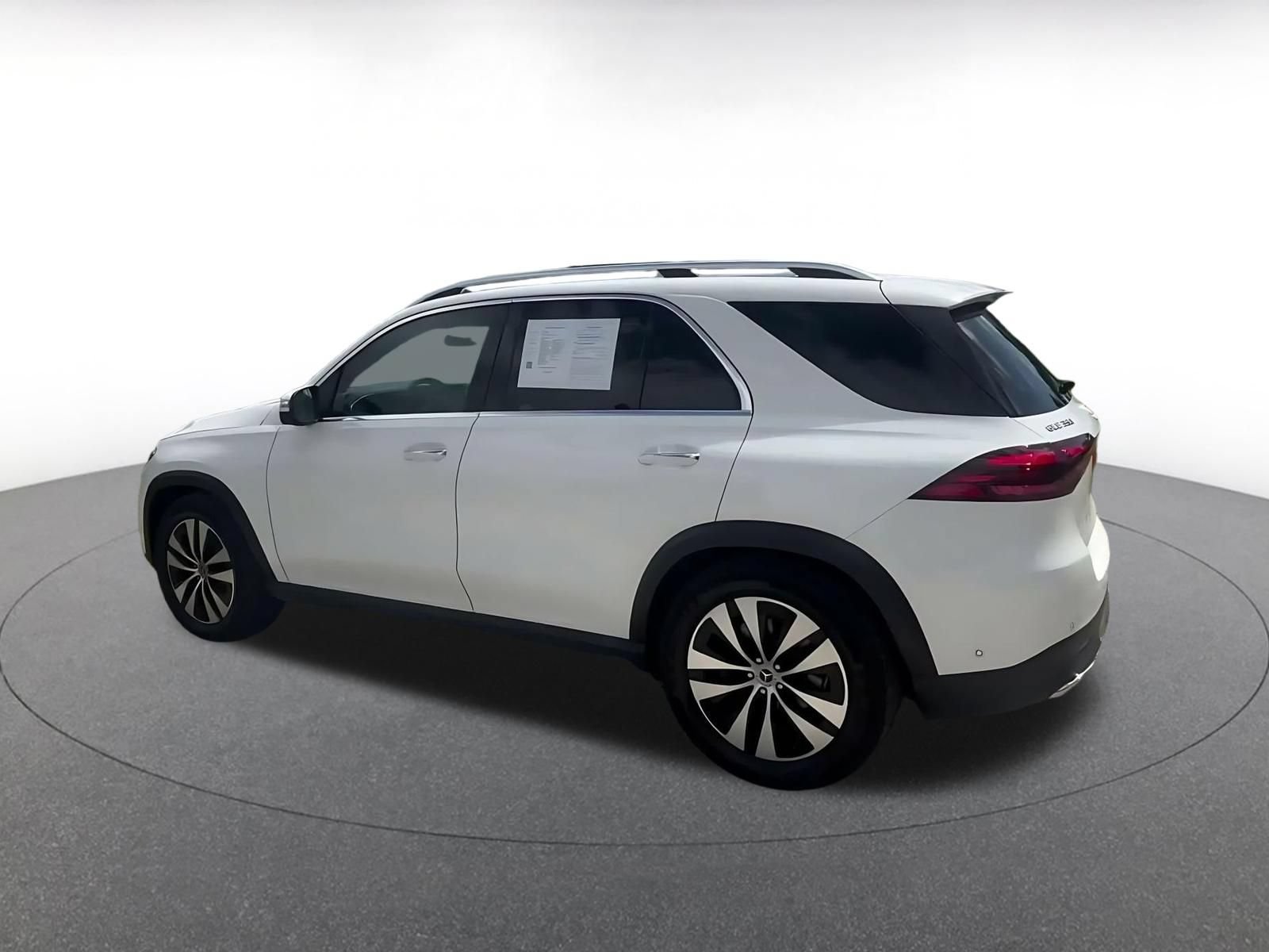 Thumbnail: 2026 Mercedes-Benz GLE - 9