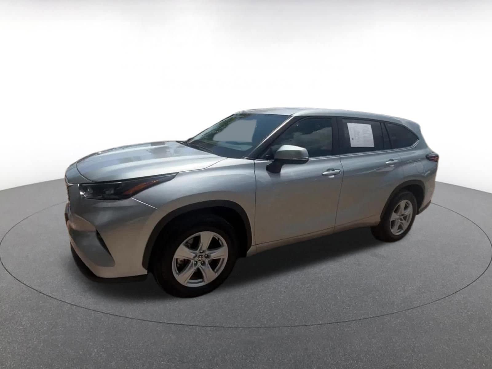 Thumbnail: 2025 Toyota Highlander - 8