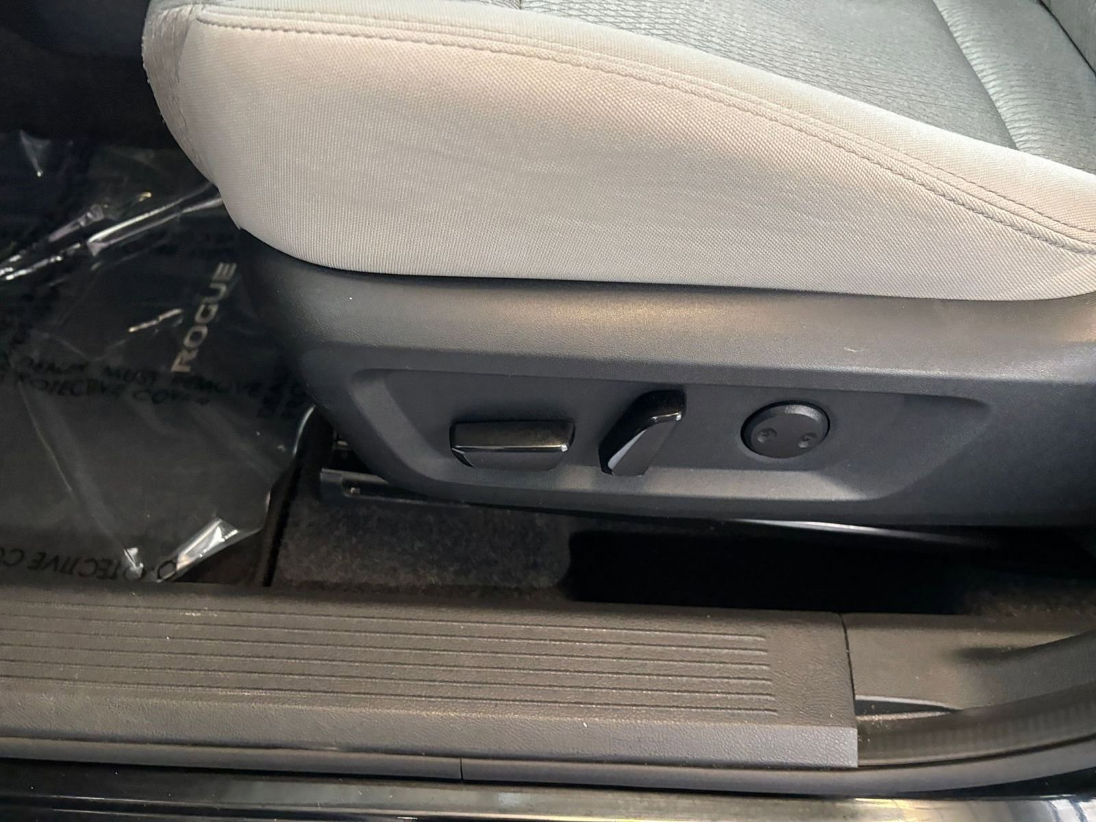 Thumbnail: 2025 Nissan Rogue - 22