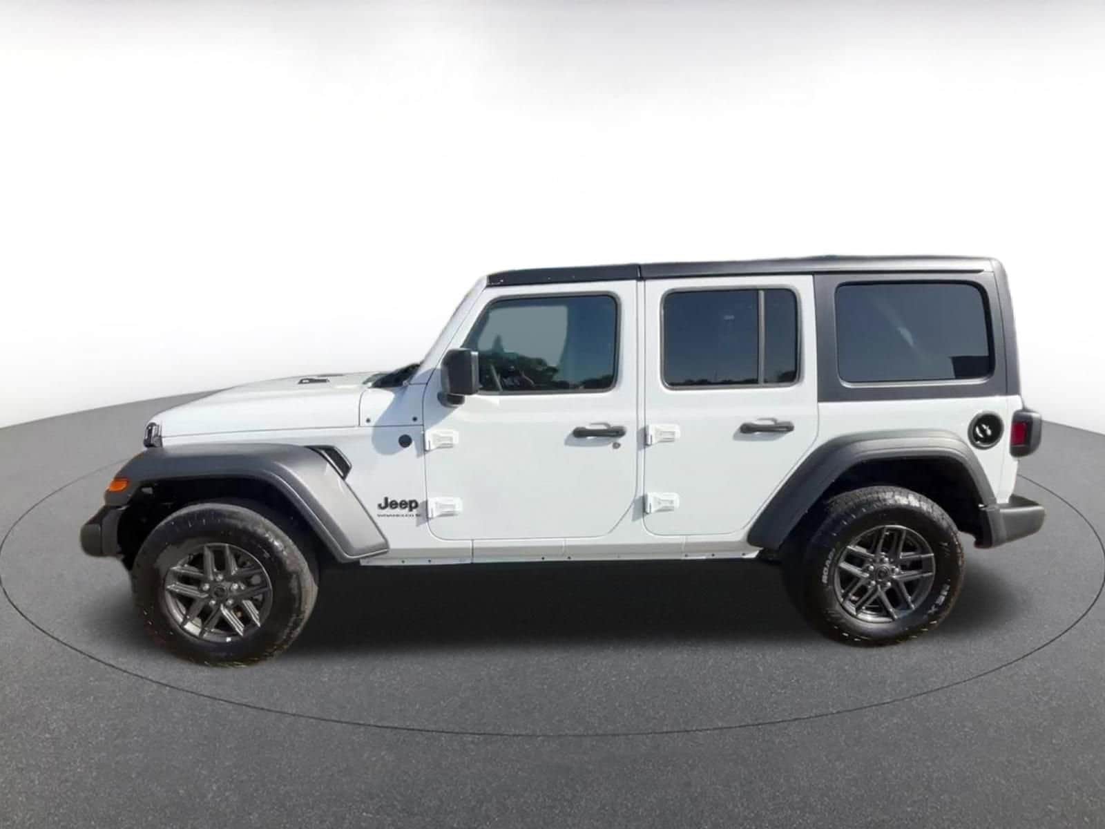 Thumbnail: 2025 Jeep Wrangler - 9