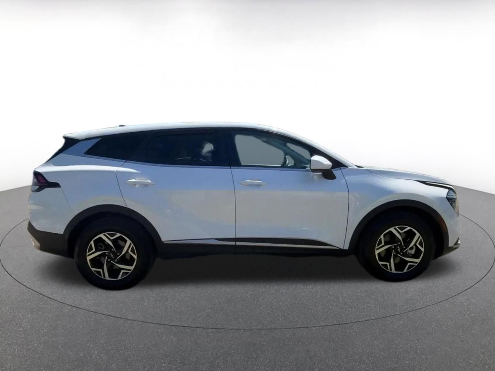 Thumbnail: 2025 Kia Sportage - 16
