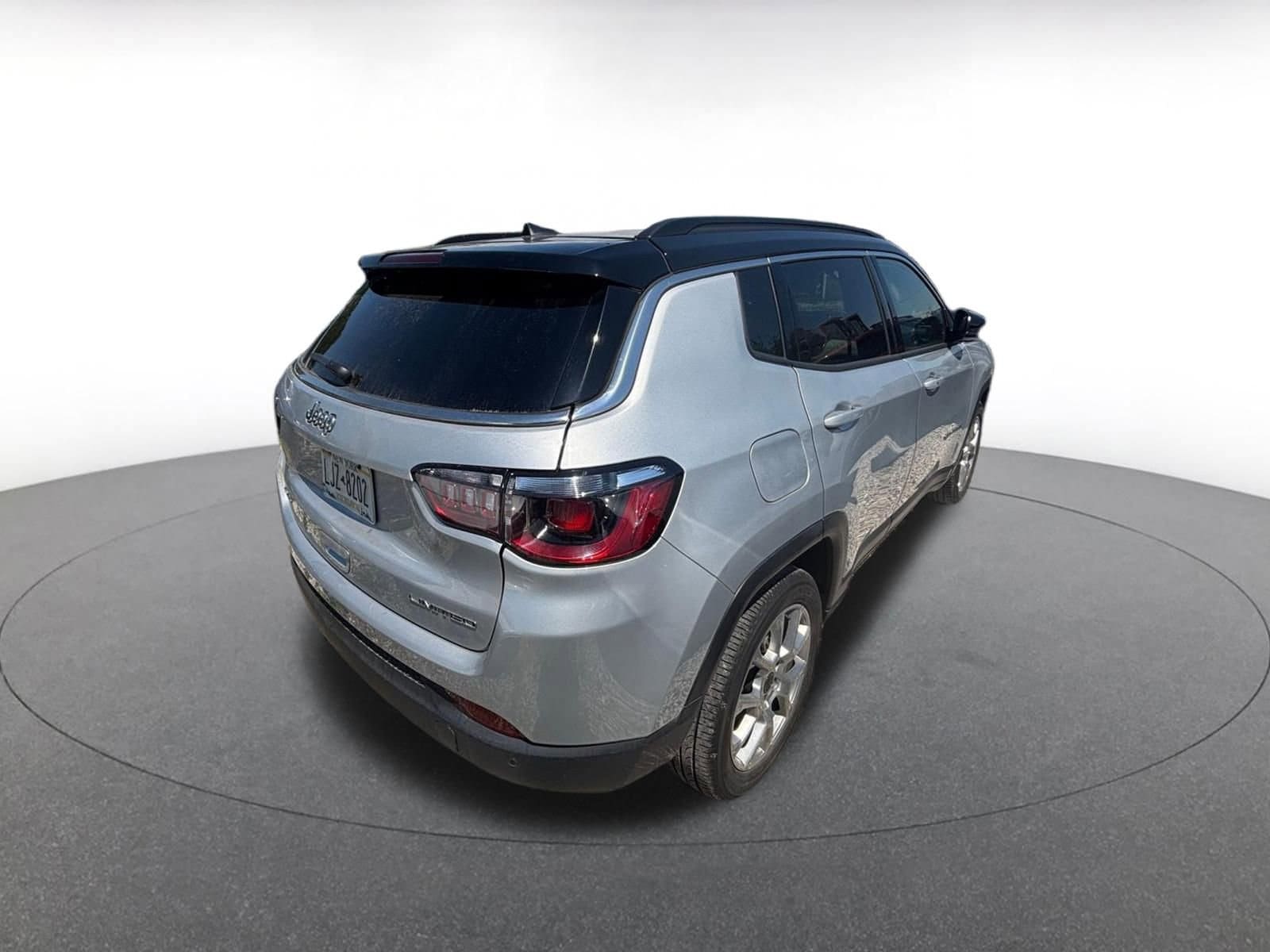 Thumbnail: 2025 Jeep Compass - 8