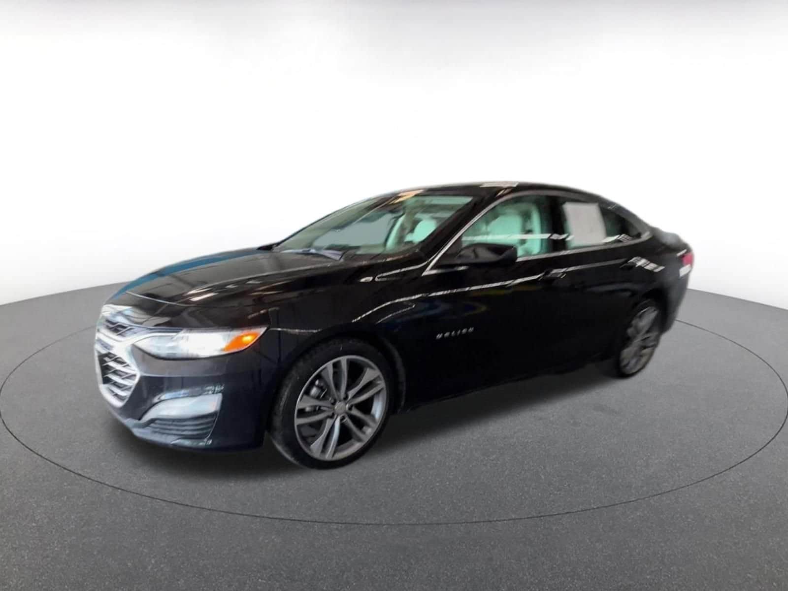 Thumbnail: 2024 Chevrolet Malibu - 8