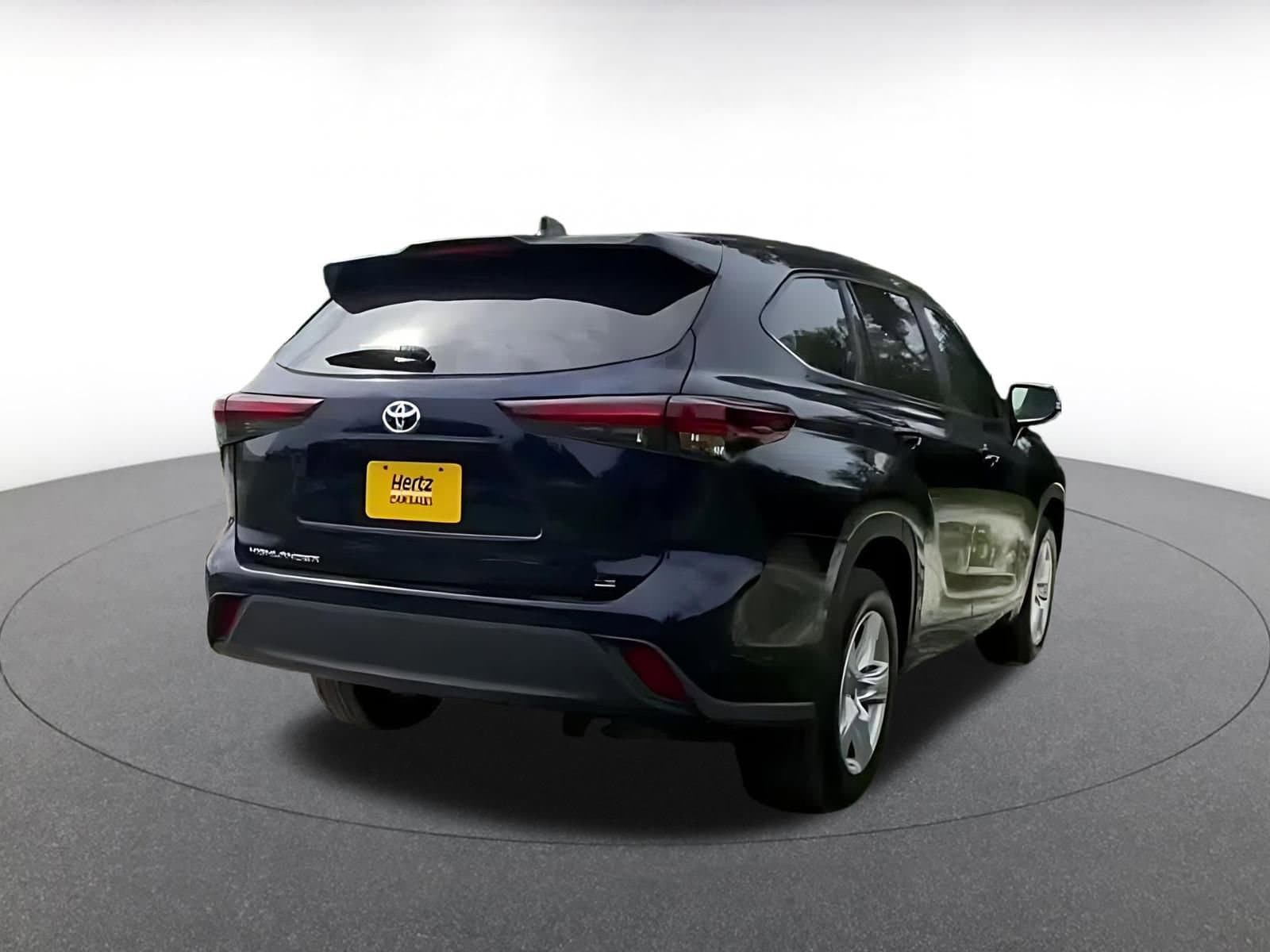 Thumbnail: 2025 Toyota Highlander - 14