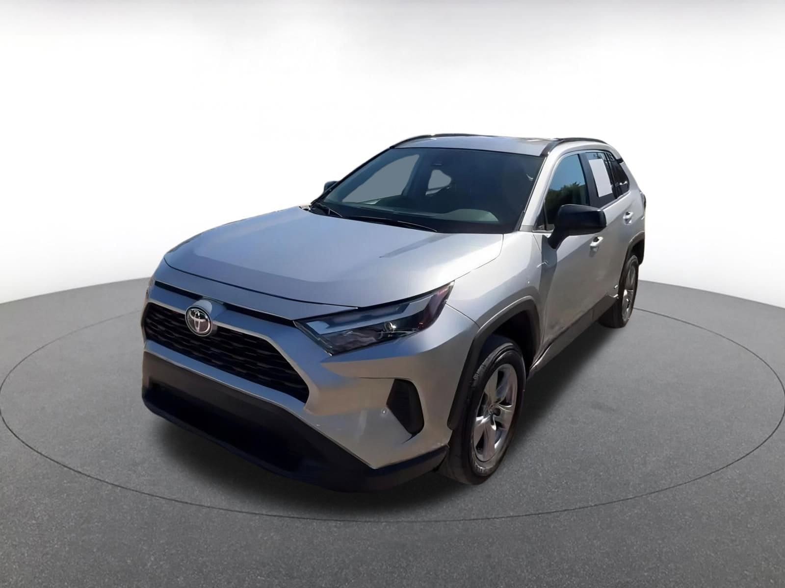 Thumbnail: 2025 Toyota RAV4 - 7