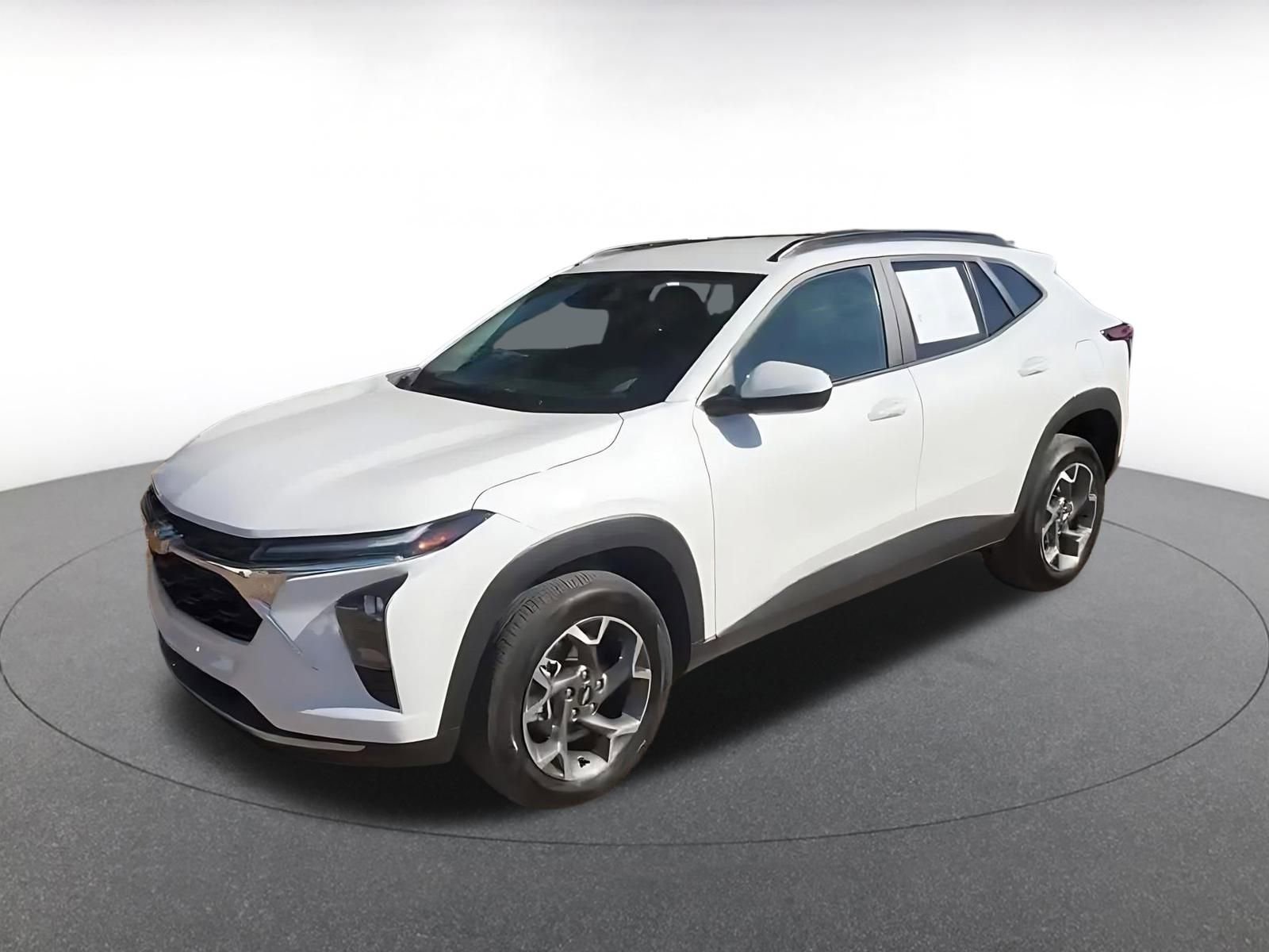 Thumbnail: 2025 Chevrolet Trax - 8