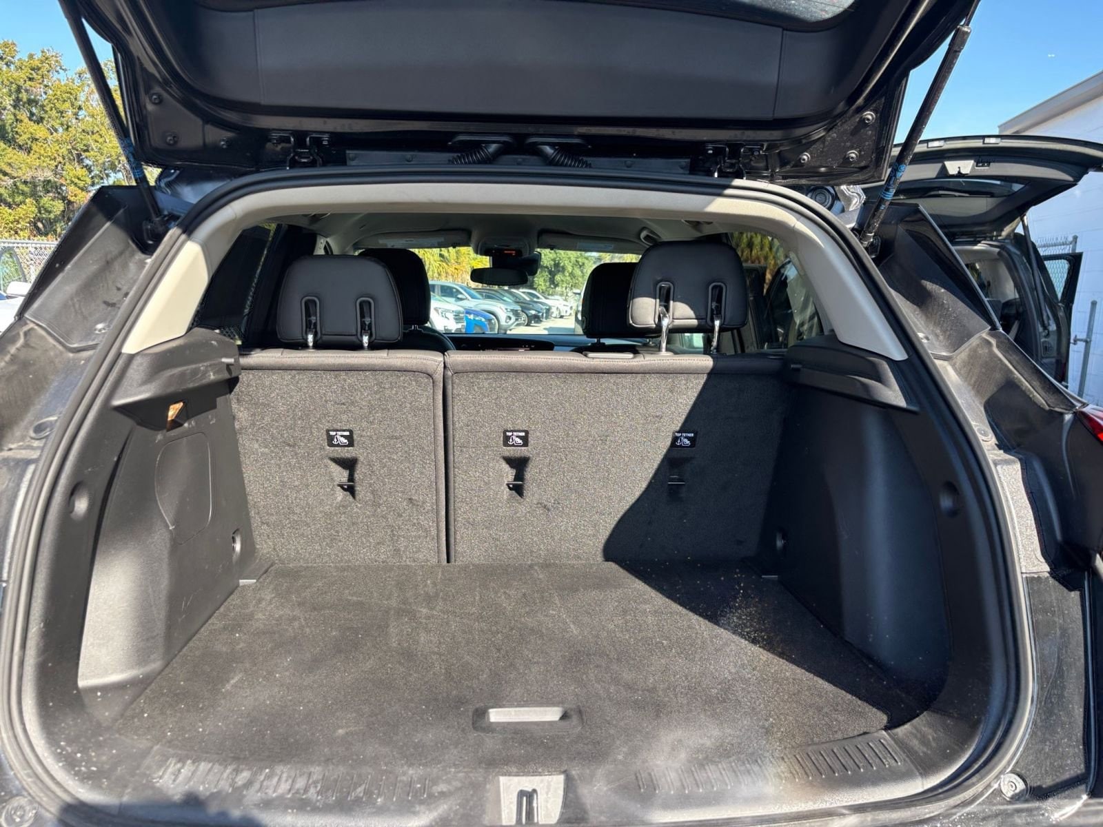 Thumbnail: 2025 Buick Encore GX - 31