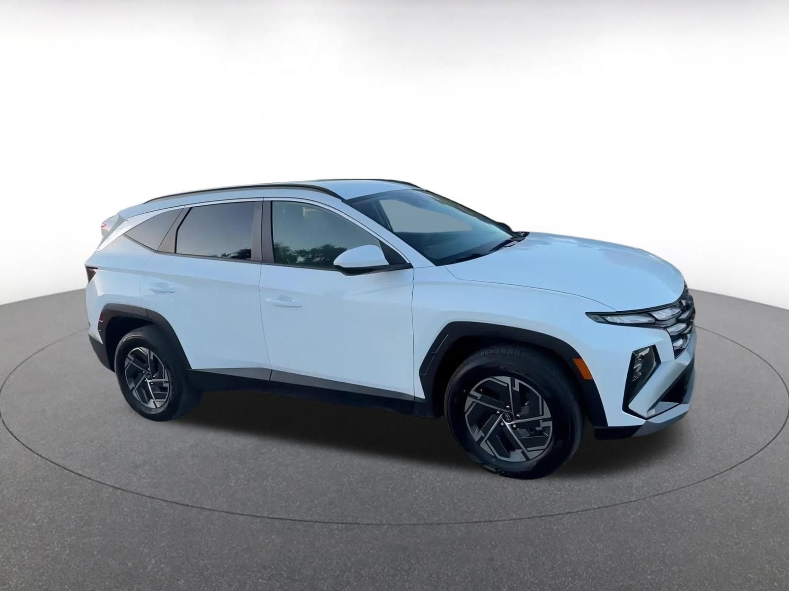 Thumbnail: 2025 Hyundai Tucson - 2