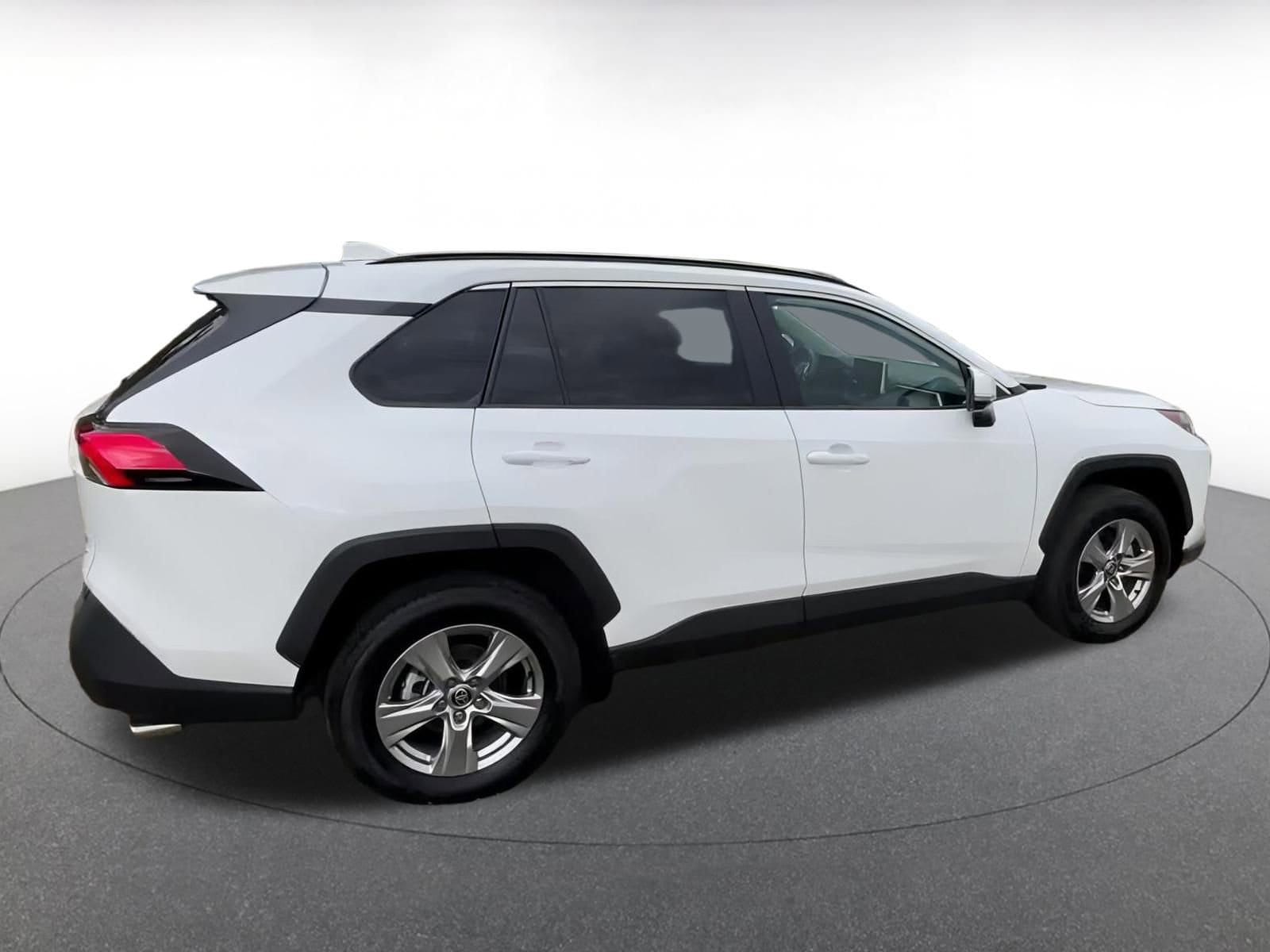 Thumbnail: 2025 Toyota RAV4 - 15