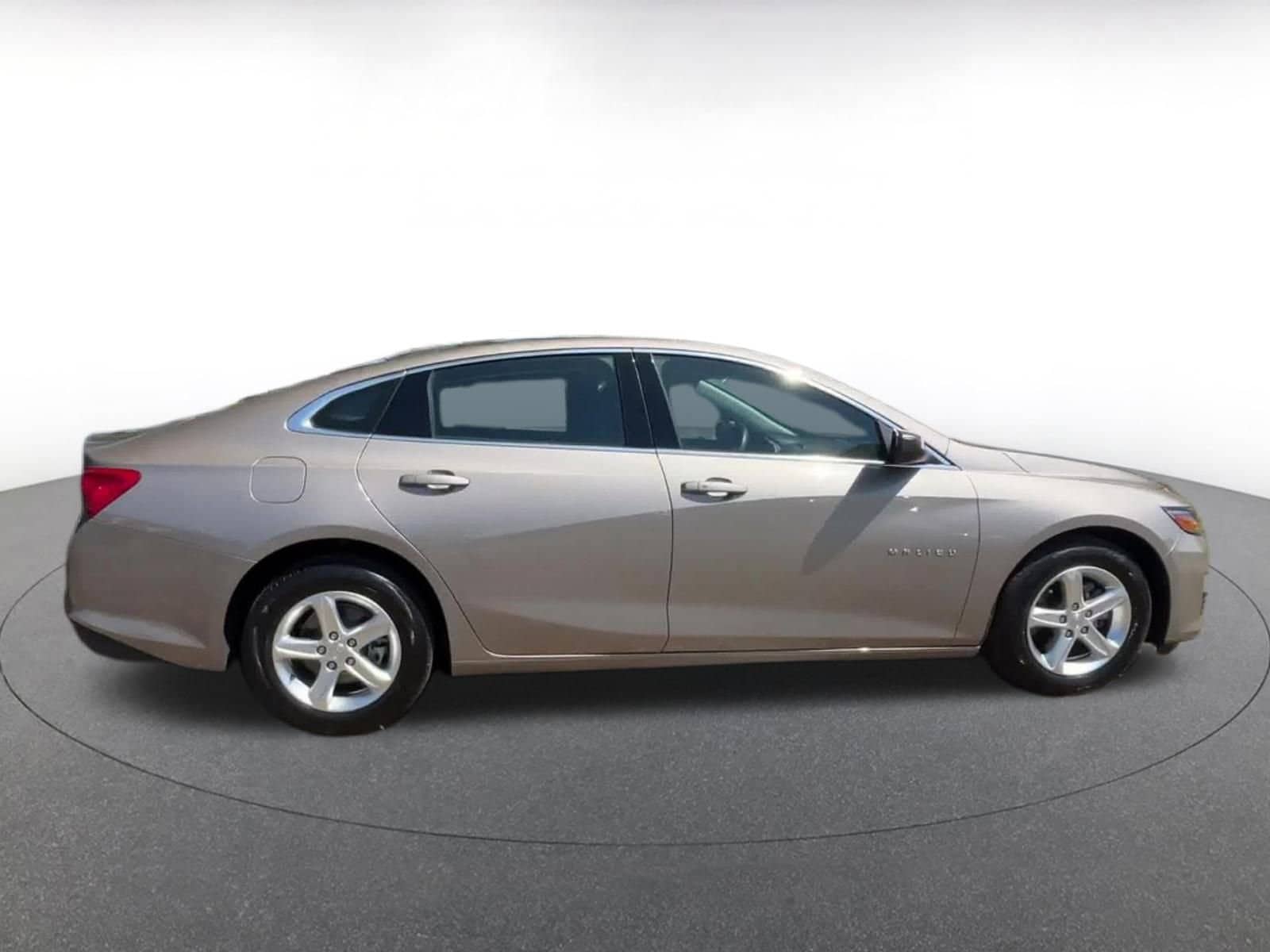 2023 Chevrolet Malibu LT 13