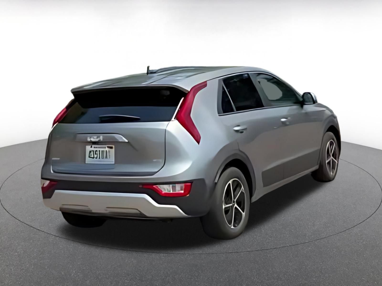 Thumbnail: 2026 Kia Niro - 16