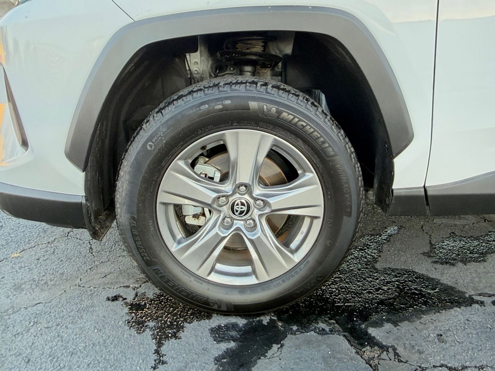 Thumbnail: 2025 Toyota RAV4 - 30