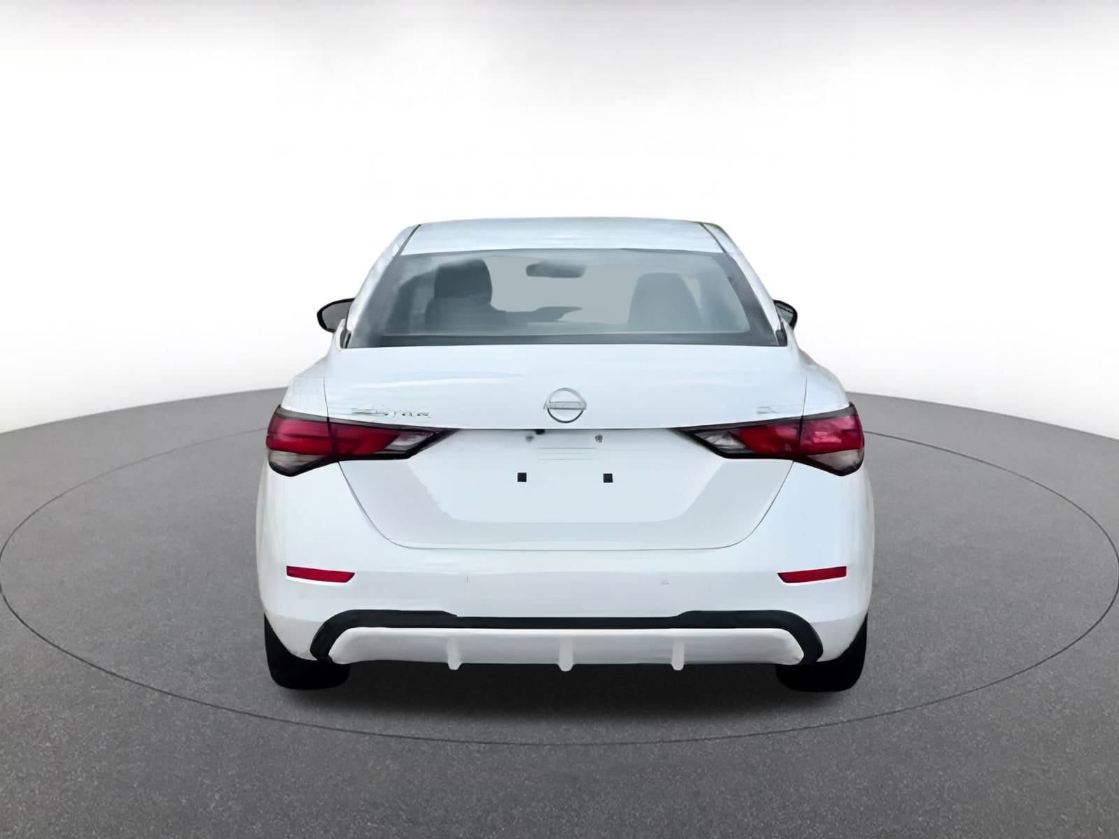 Thumbnail: 2024 Nissan Sentra - 9