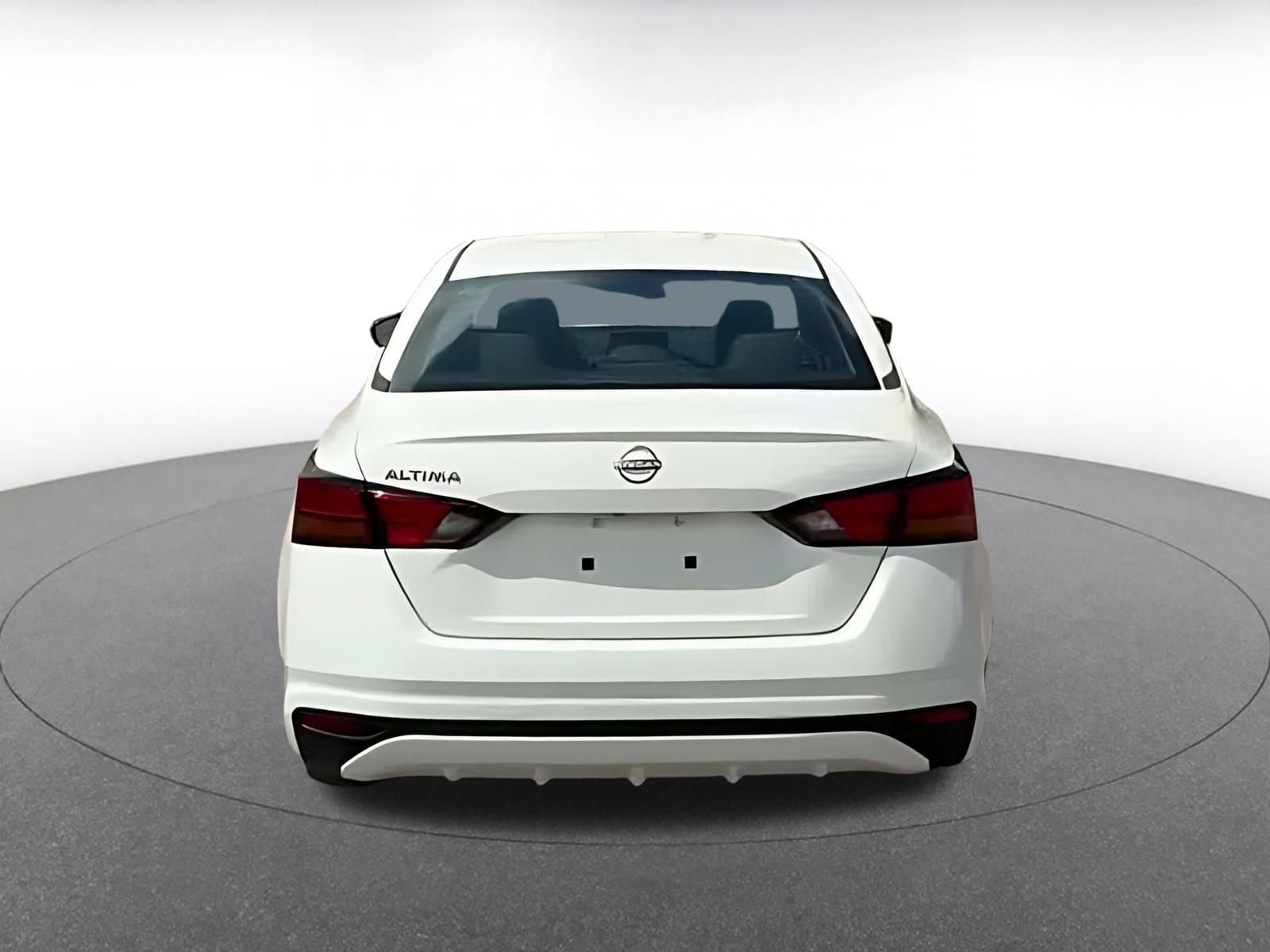 Thumbnail: 2025 Nissan Altima - 8