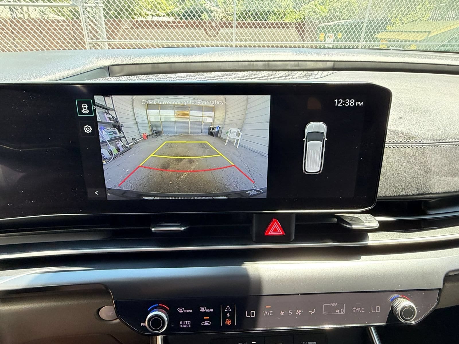 Thumbnail: 2026 Kia Carnival - 25