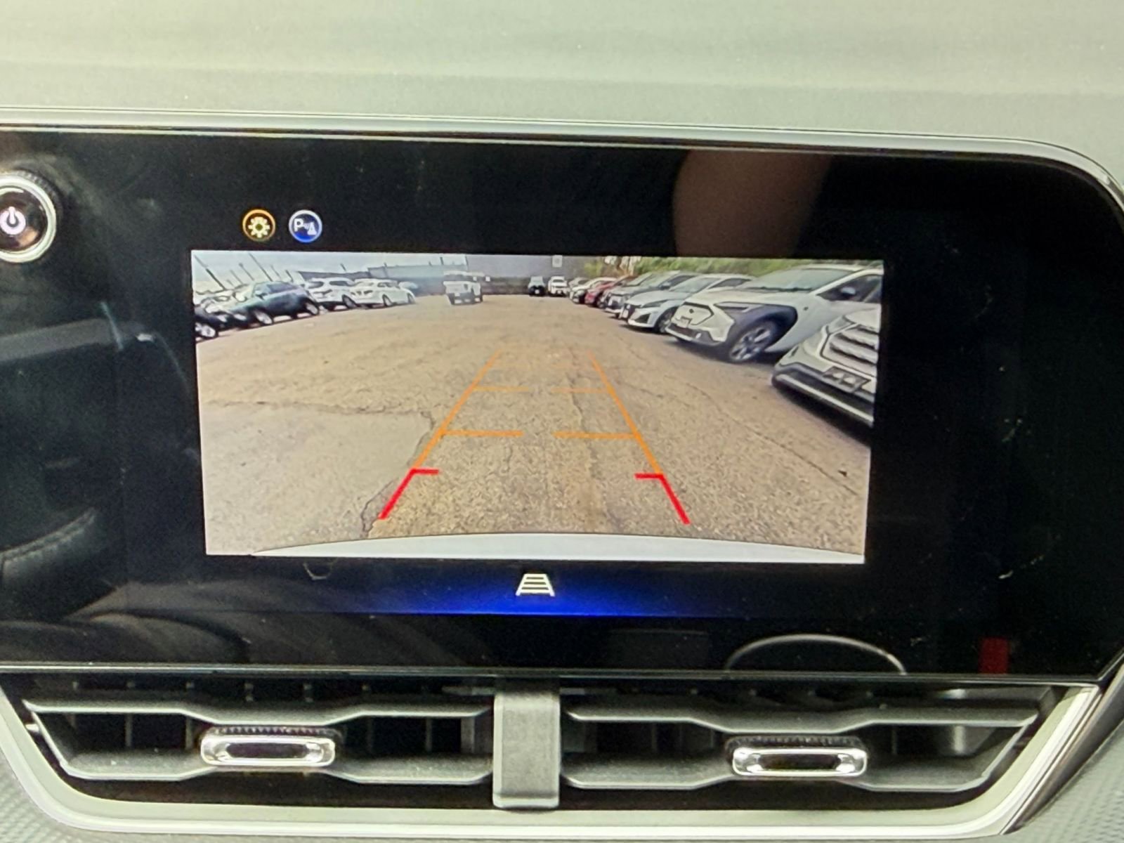 Thumbnail: 2025 Chevrolet Equinox - 23