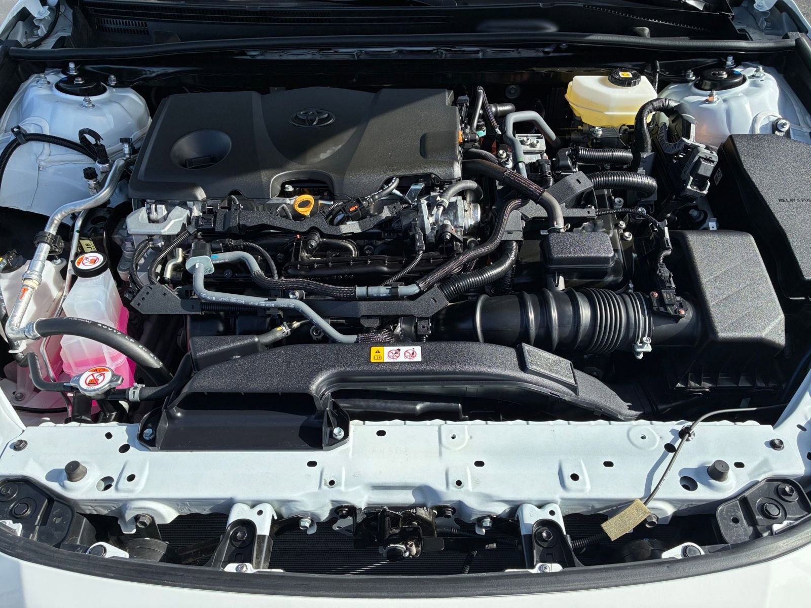 Thumbnail: 2025 Toyota Camry - 32