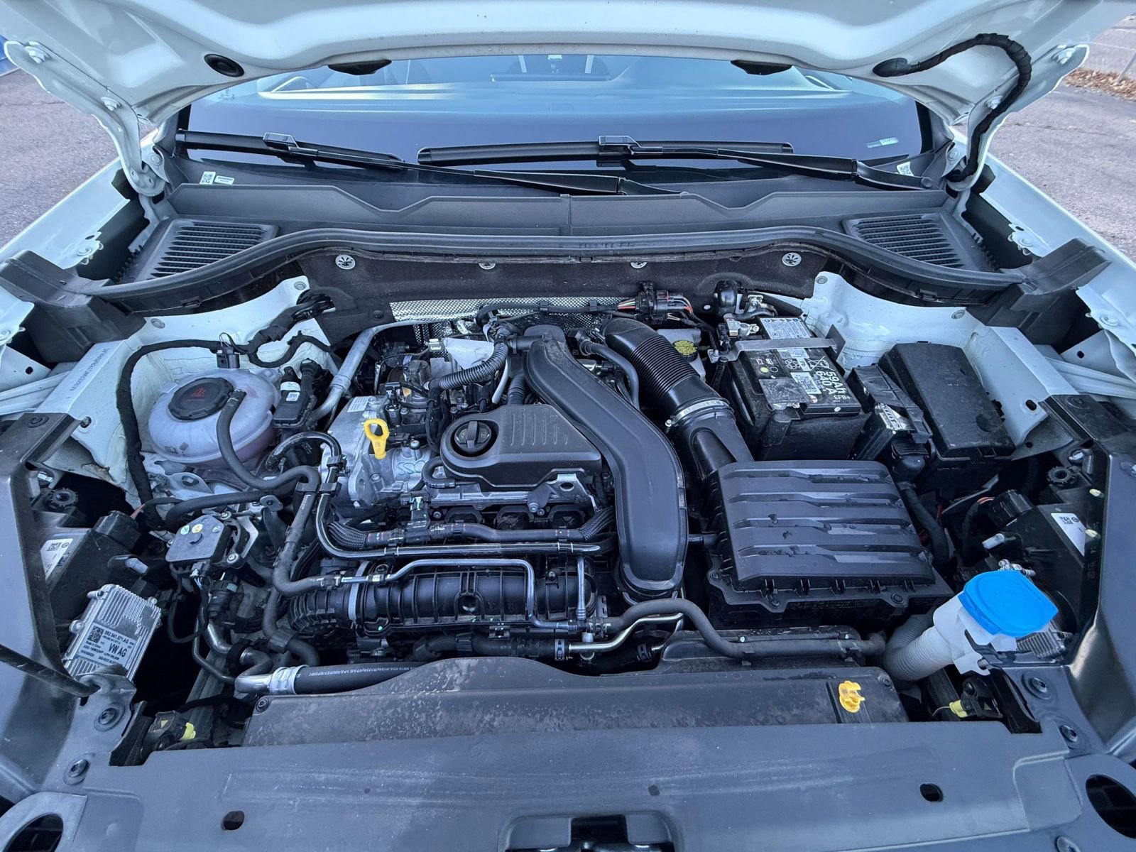 Thumbnail: 2025 Volkswagen Taos - 30