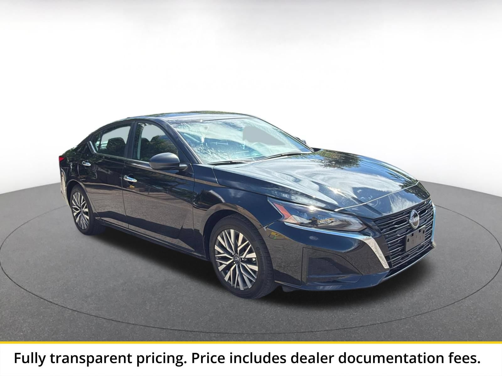 Thumbnail: 2025 Nissan Altima - 1