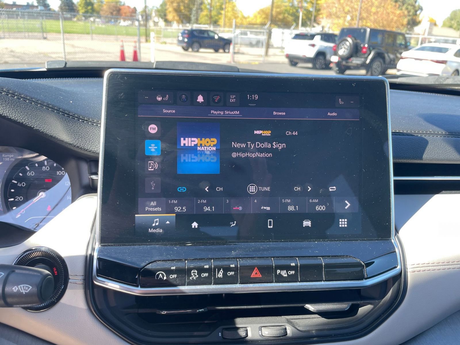 Thumbnail: 2025 Jeep Compass - 21