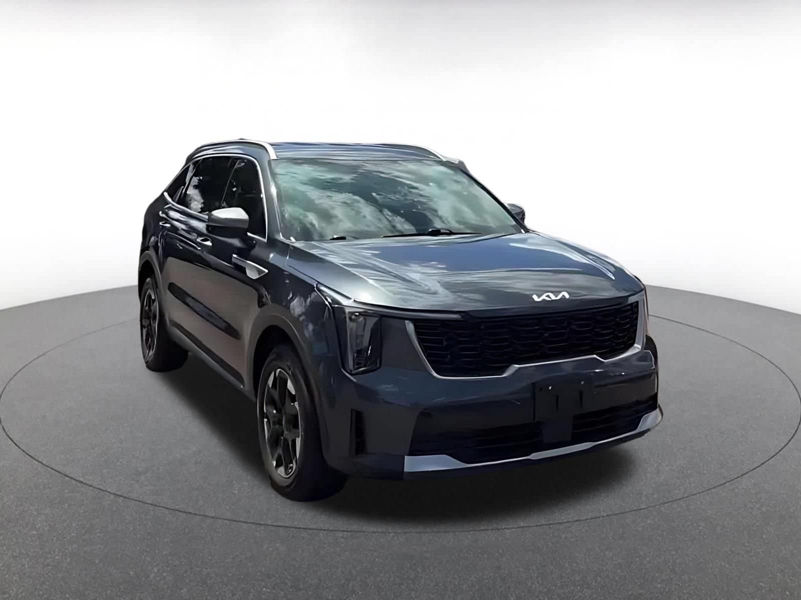 Thumbnail: 2024 Kia Sorento - 3