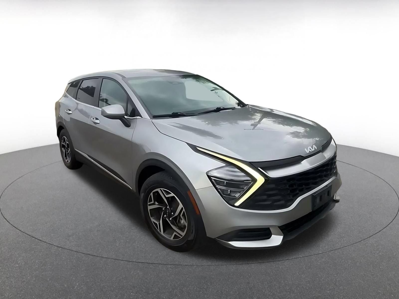 Thumbnail: 2024 Kia Sportage - 3