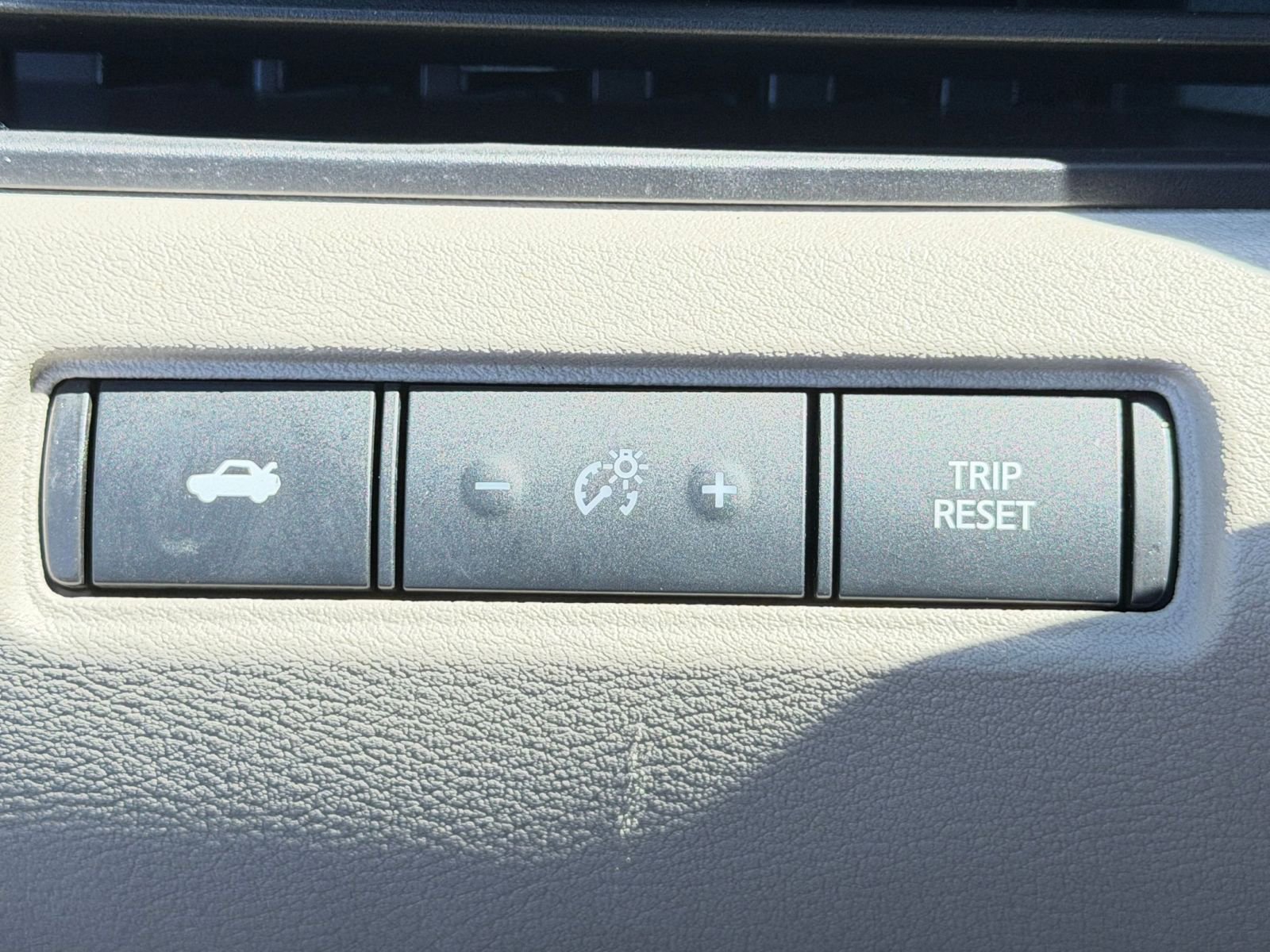 Thumbnail: 2025 Nissan Altima - 32