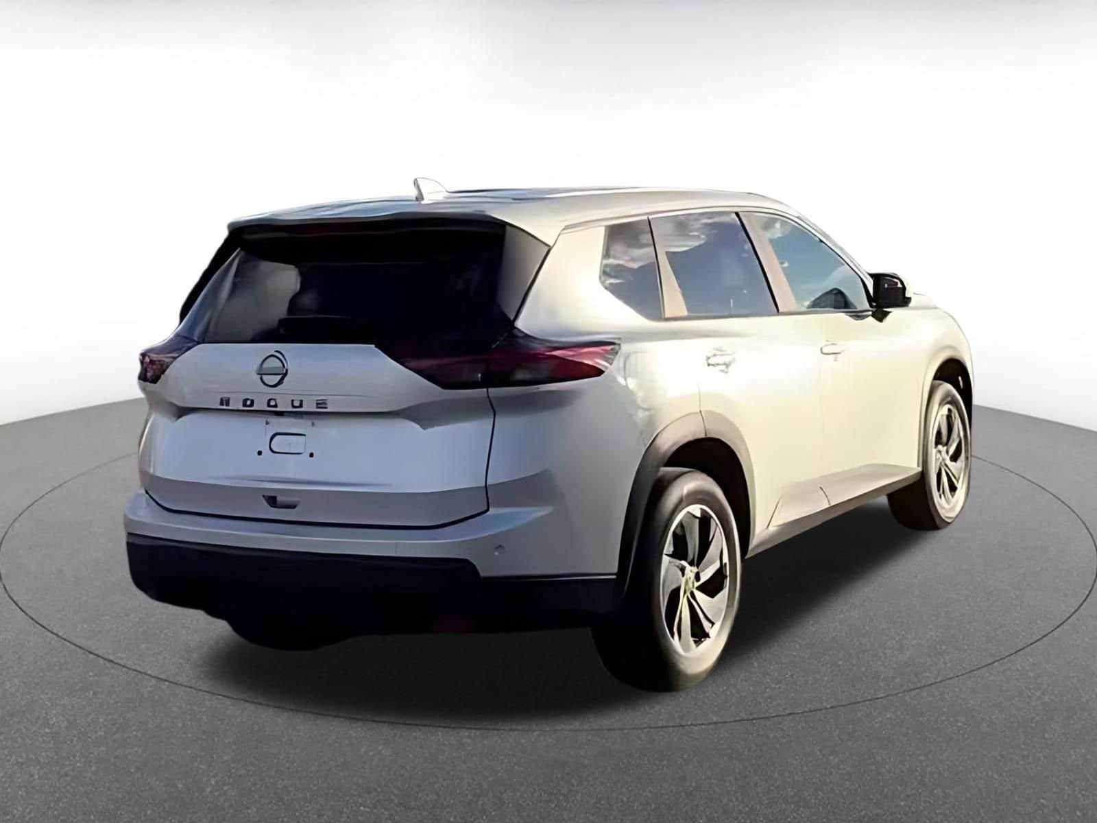 Thumbnail: 2025 Nissan Rogue - 7