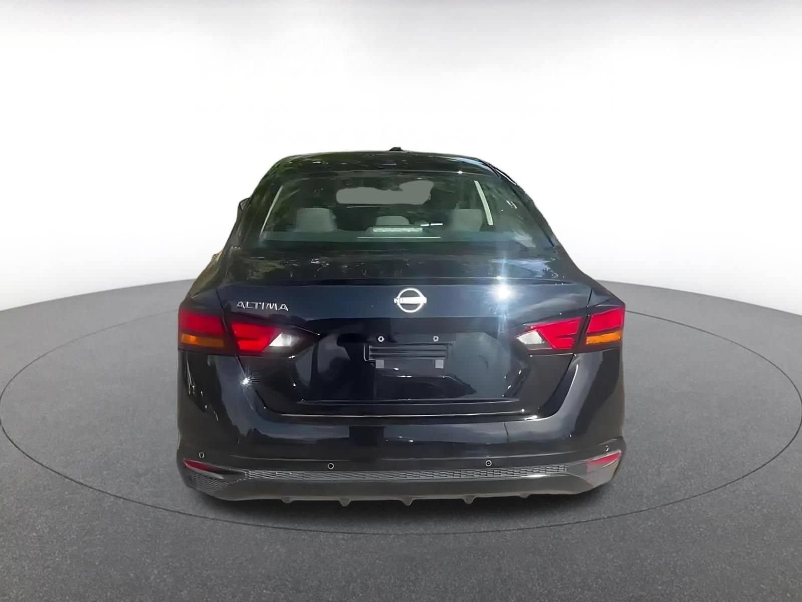 Thumbnail: 2025 Nissan Altima - 11