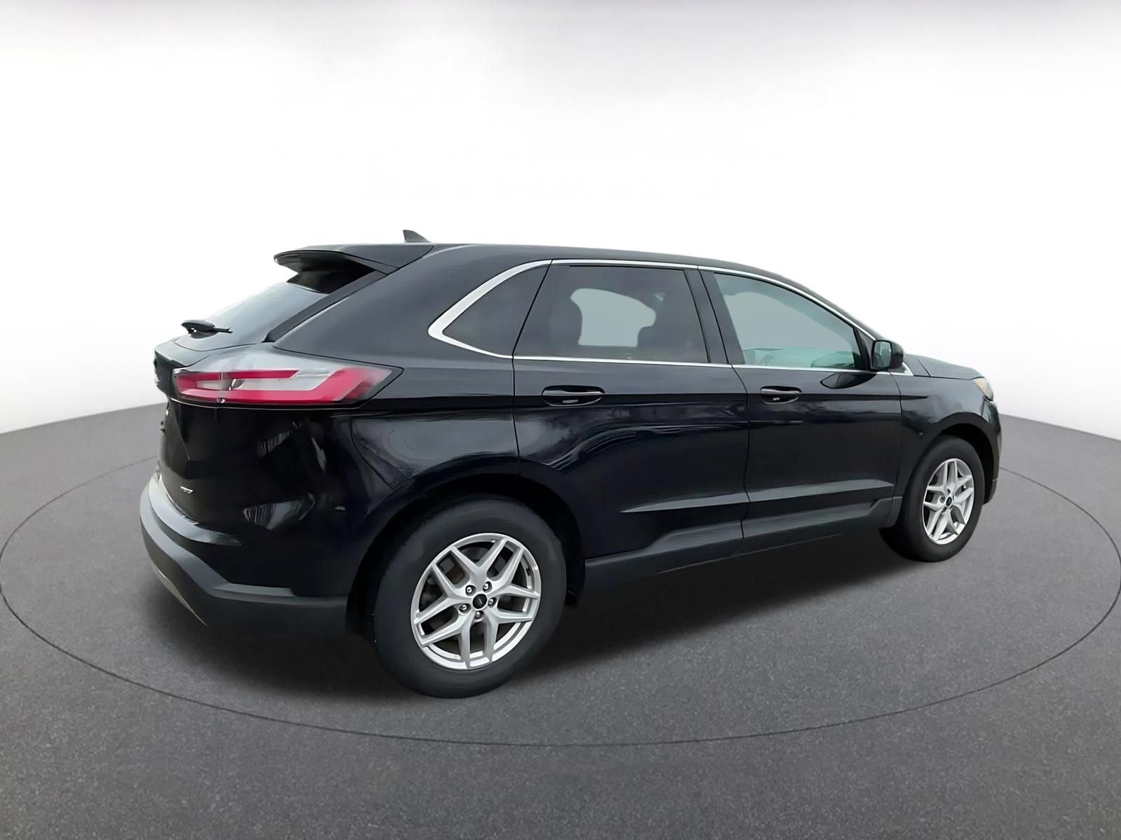 Thumbnail: 2024 Ford Edge - 15