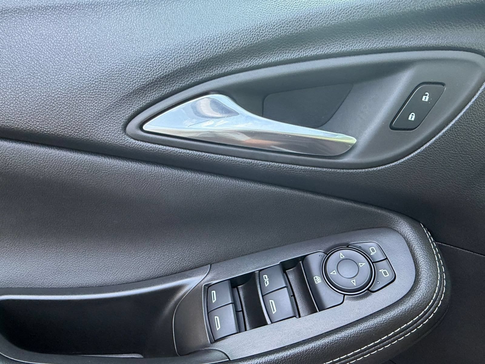 Thumbnail: 2026 Buick Encore GX - 18