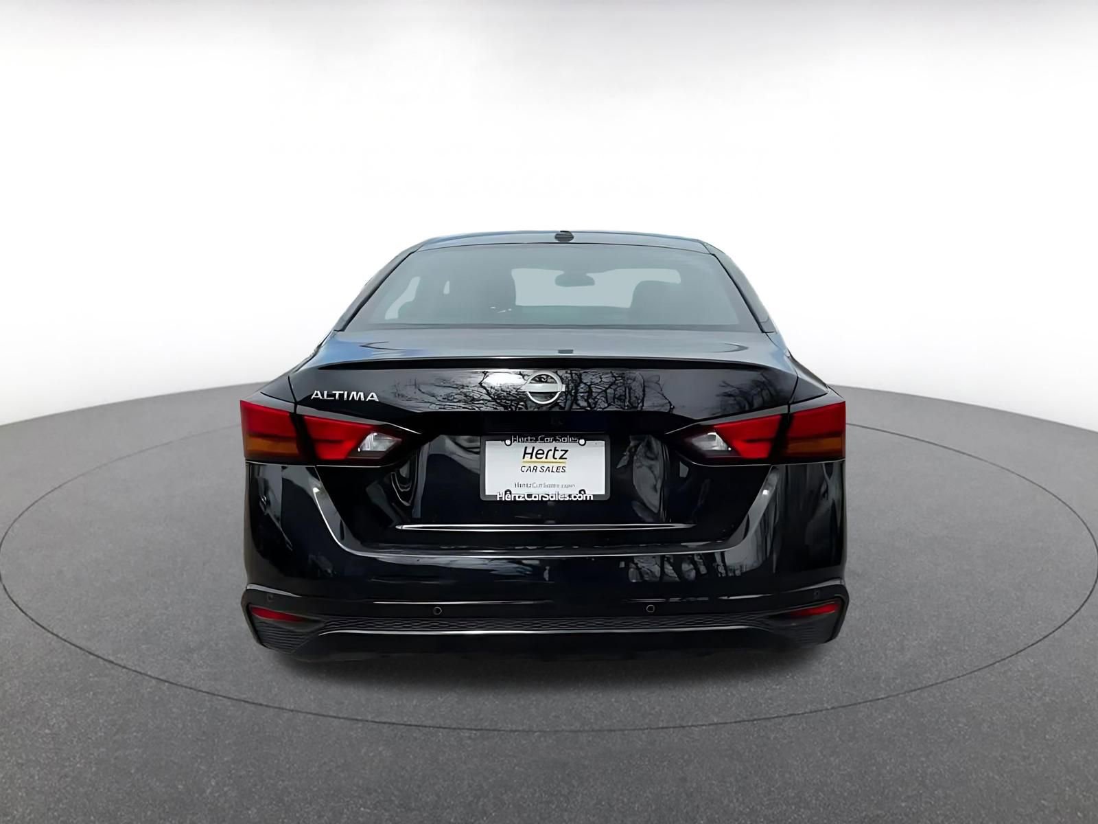 Thumbnail: 2025 Nissan Altima - 12