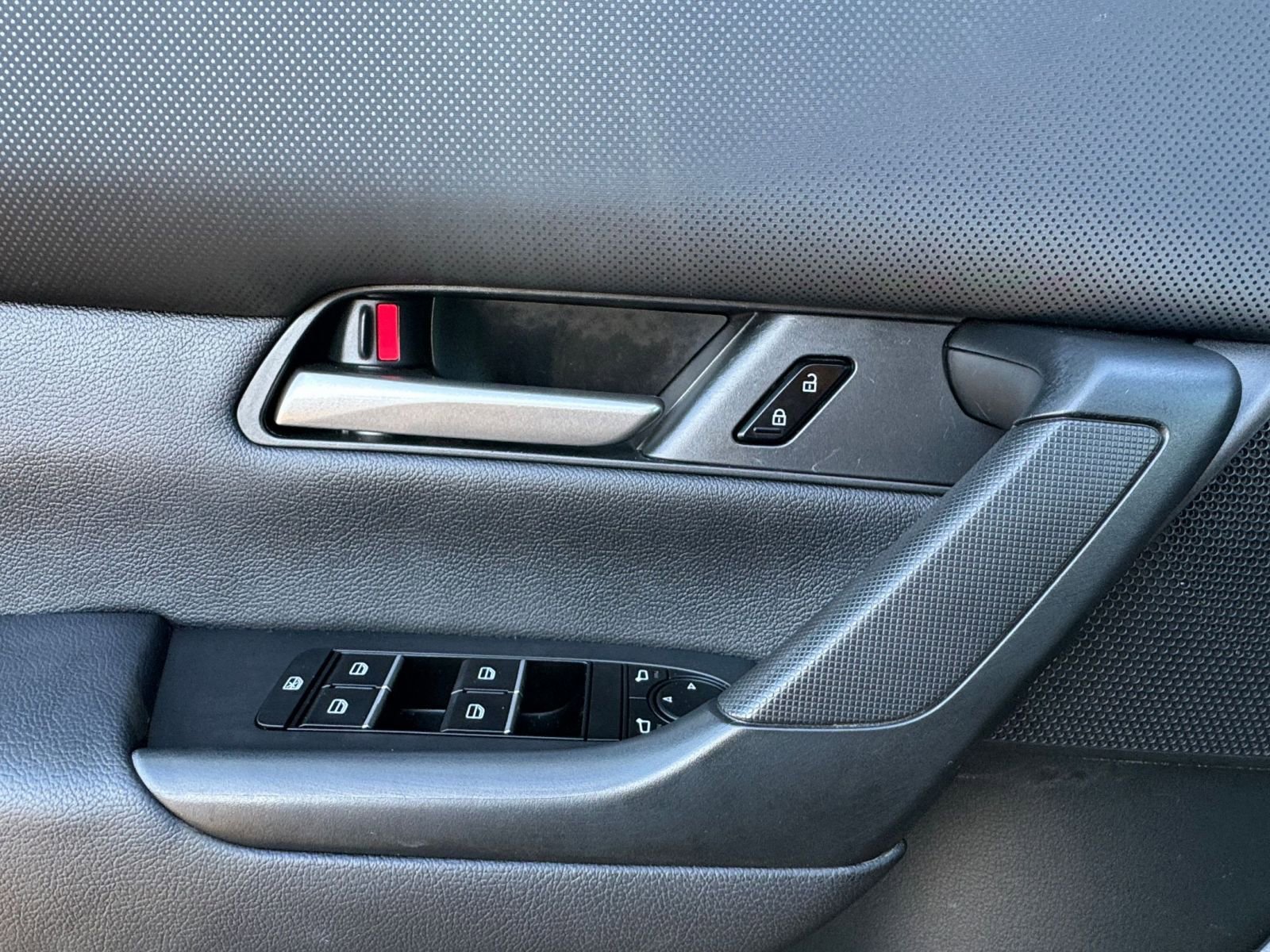 Thumbnail: 2025 Mazda CX-50 - 20