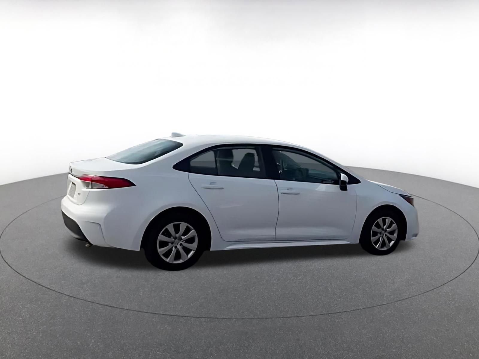 Thumbnail: 2025 Toyota Corolla - 3