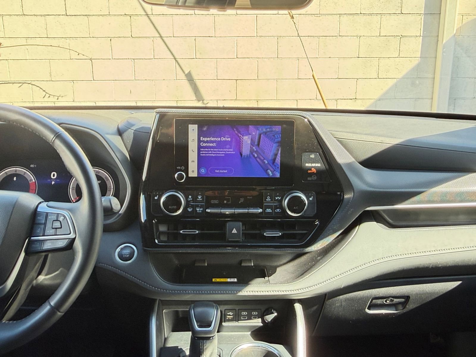 Thumbnail: 2025 Toyota Highlander - 17