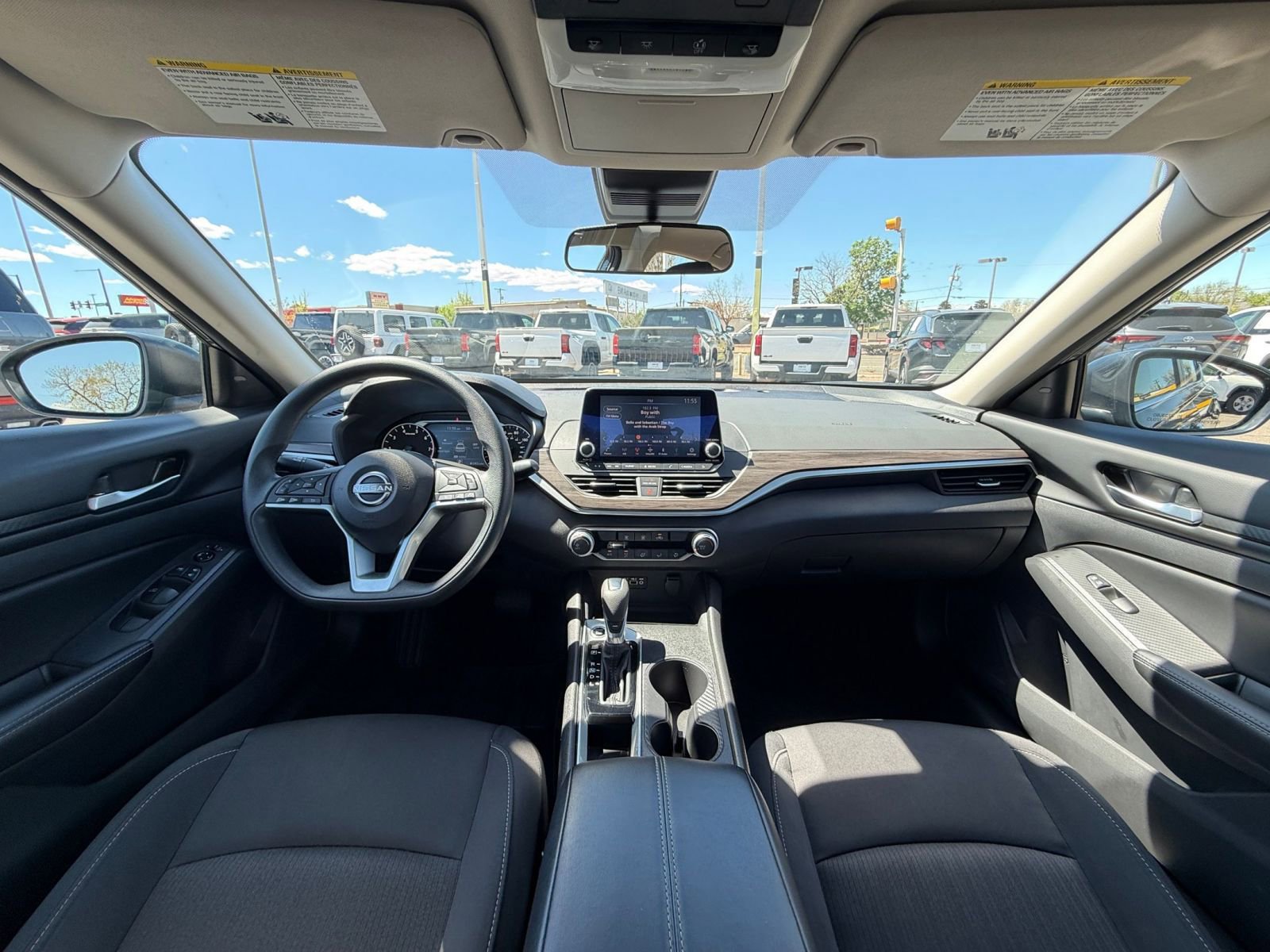 Thumbnail: 2025 Nissan Altima - 31