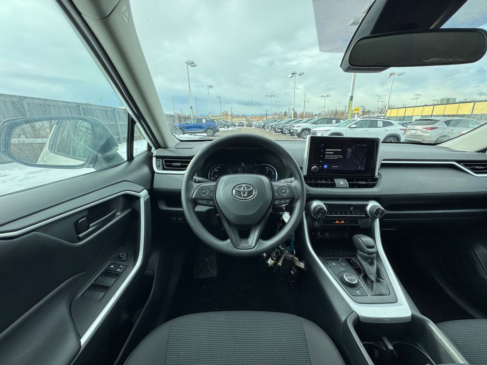 Thumbnail: 2025 Toyota RAV4 - 33